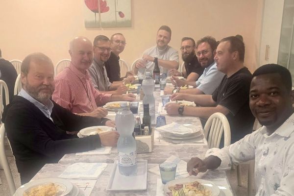 formatori-06821C91F55-3261-02F7-2CEC-827F1A5381E4.jpg